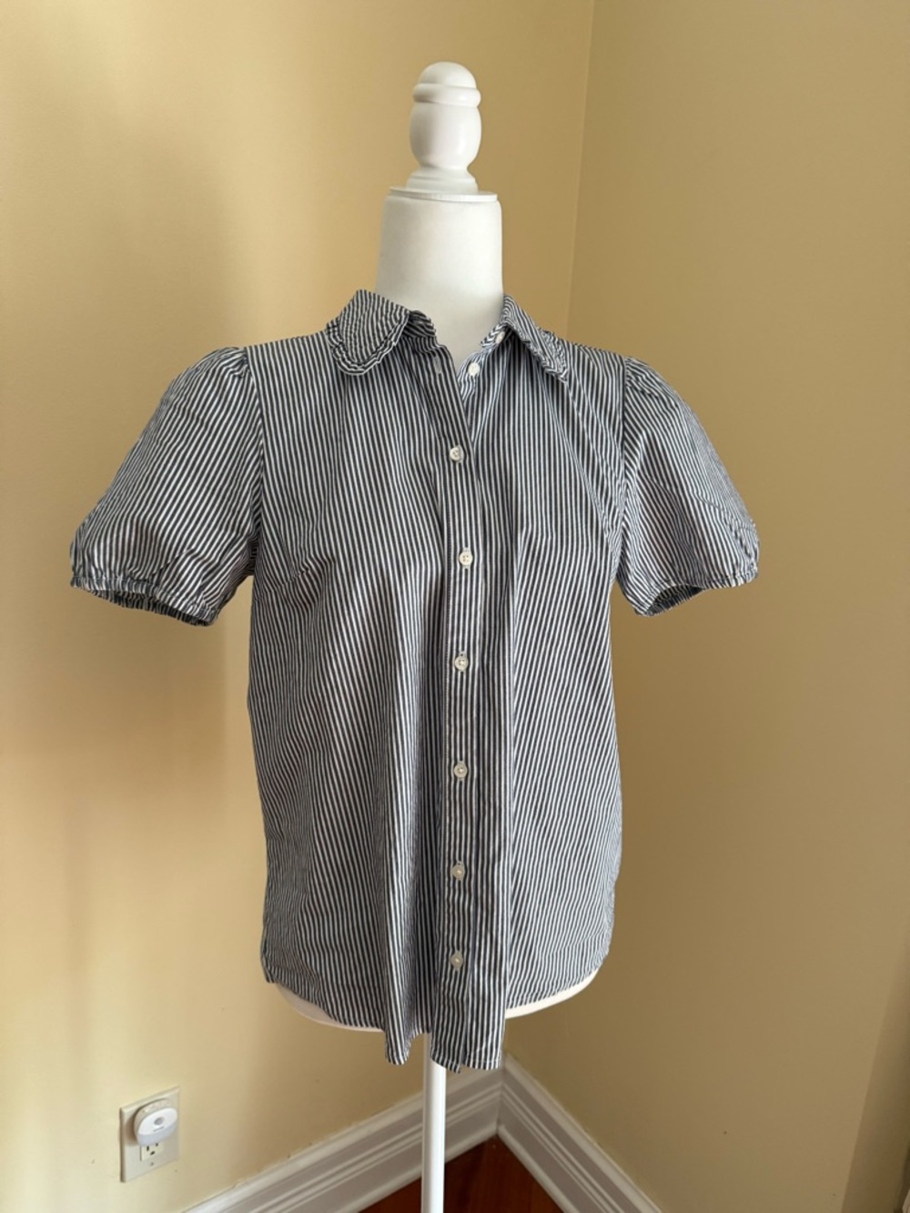 J Crew Factory Blue White Stripe Puff Sleeve Button Front Blouse Size Small